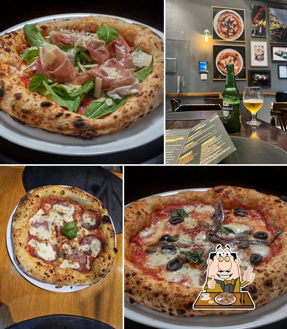 Peça diversos estilos de pizza