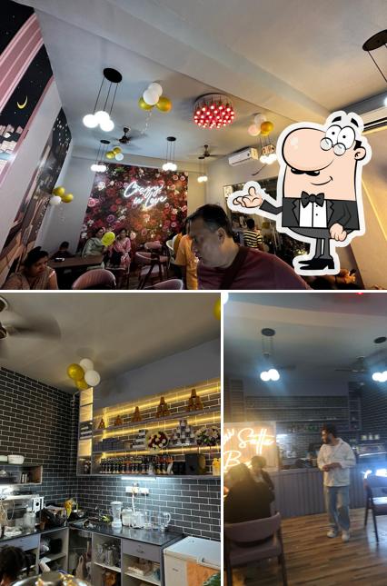 Check out how Chai Sutta Bar looks inside