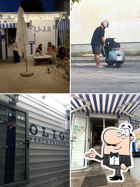 Siediti a un tavolo di Olio Pesce Fritto