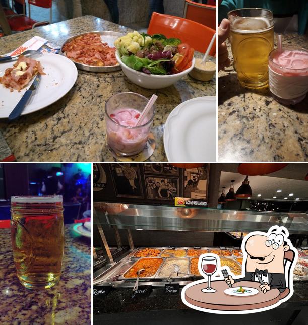 Platos en Dina Pizza - Sítio cercado