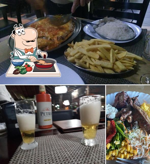 Curry de frango em Claudinhos Restaurante e Pizzaria