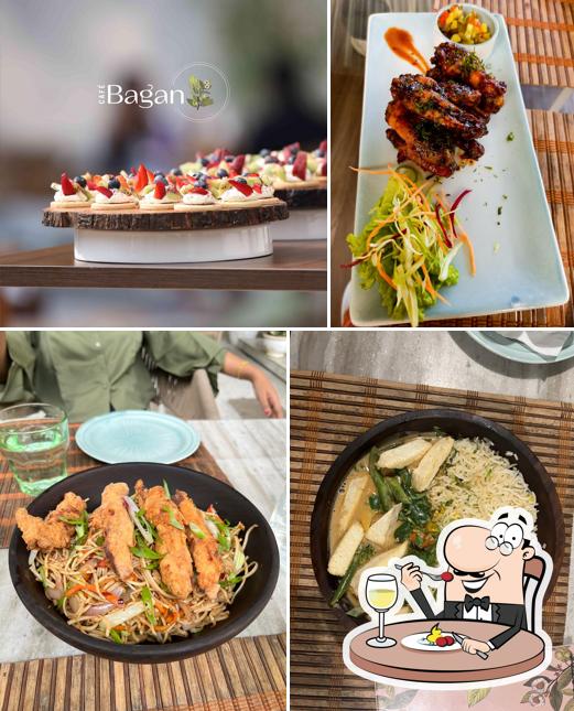 Bagan : Poolside Cafe