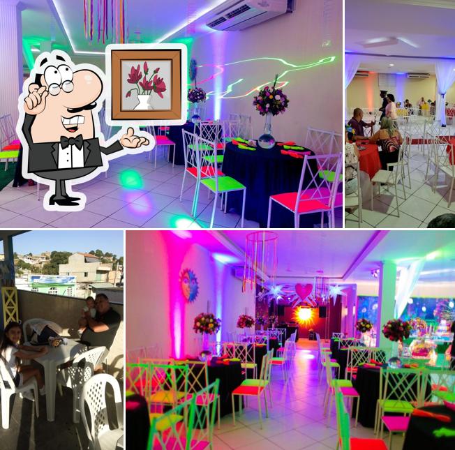 O interior do Dream House Bar e Restaurante