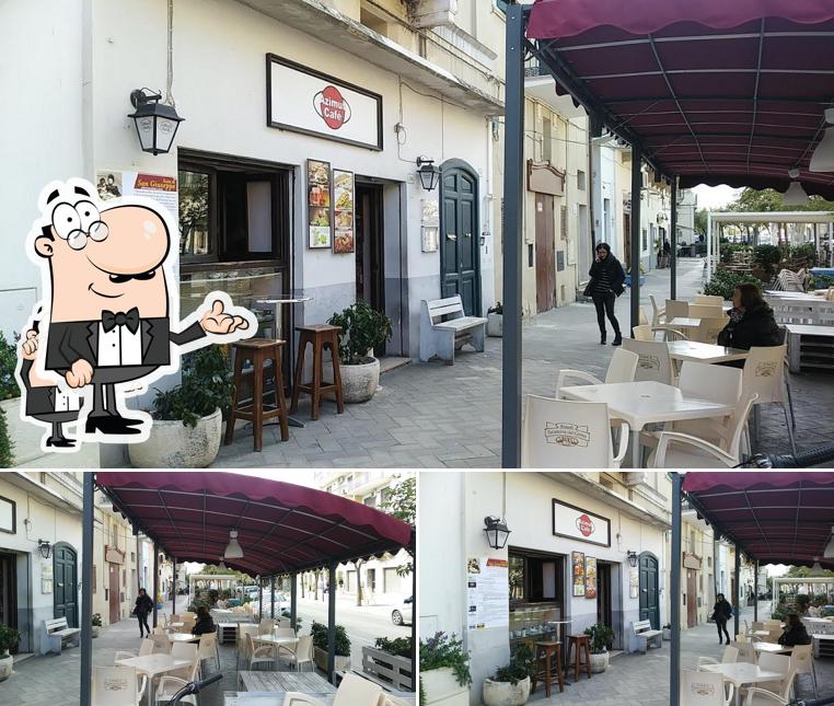 Dai un'occhiata agli interni di Azimut Cafe