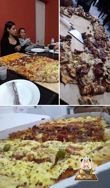 Escolha diferentes variedades de pizza