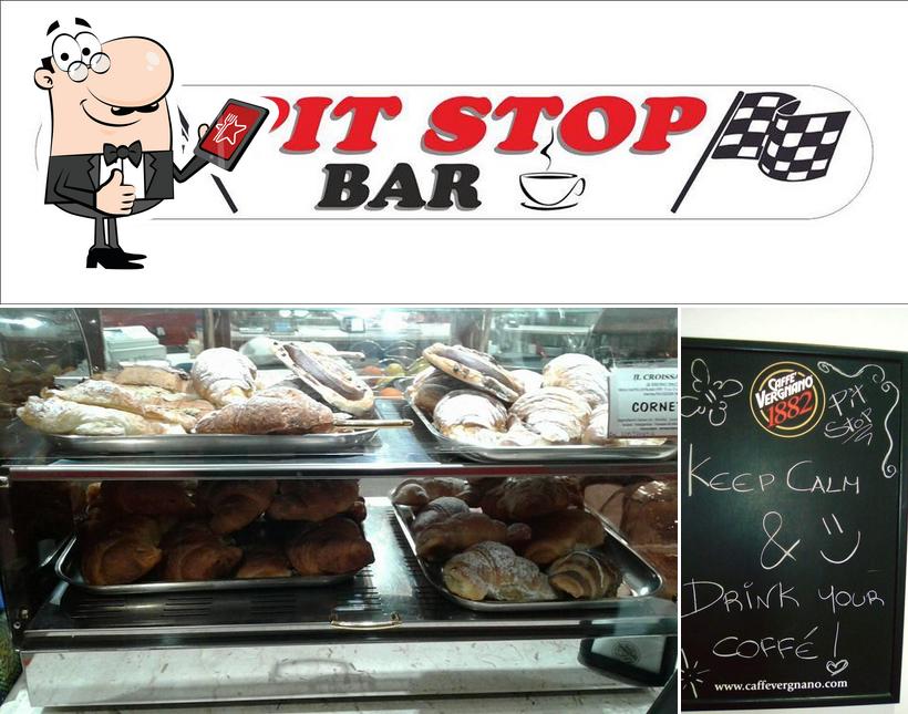 Guarda la foto di Pit Stop Bar