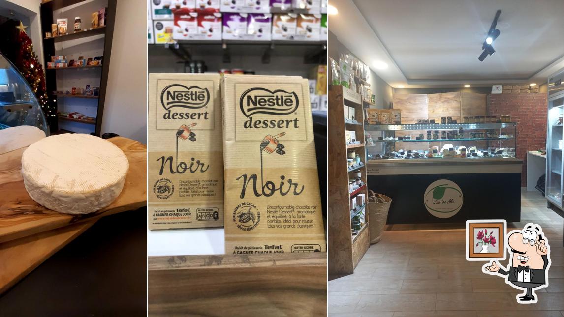 Installez-vous à l'une des tables de Tea'se Me - epicerie fine bizerte