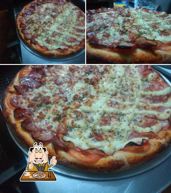 Escolha pizza no Impérius Cafeteria Choperia Churrascaria