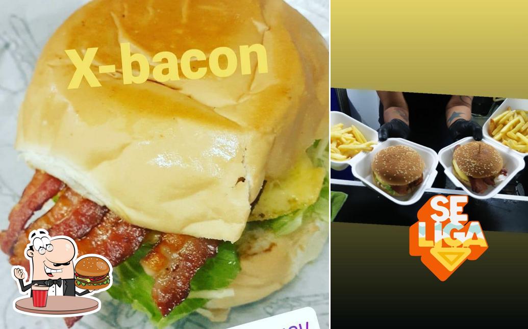 Experimente um hambúrguer no Kaká Burguer