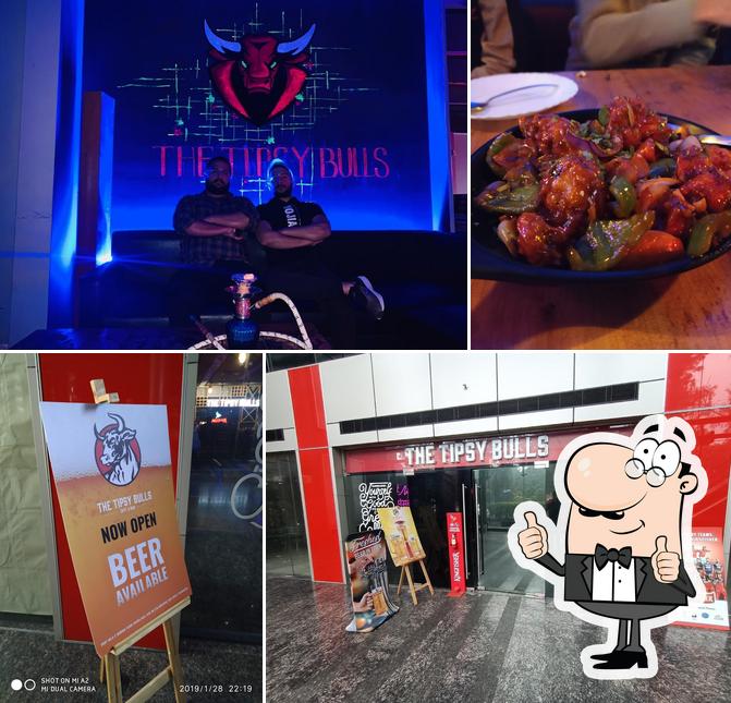 THE TIPSY BULLS picture