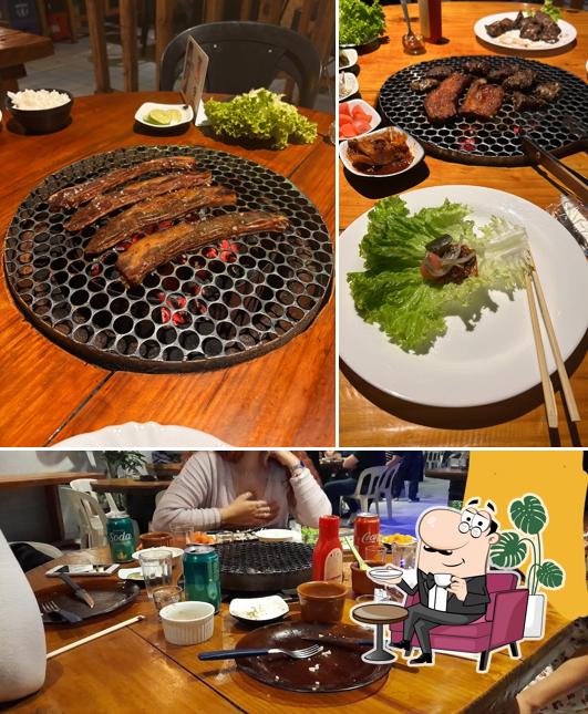 Veja imagens do interior do Ogame - Korean Barbecue & Bar