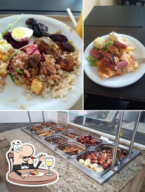 Comida em Restaurante Liberdade