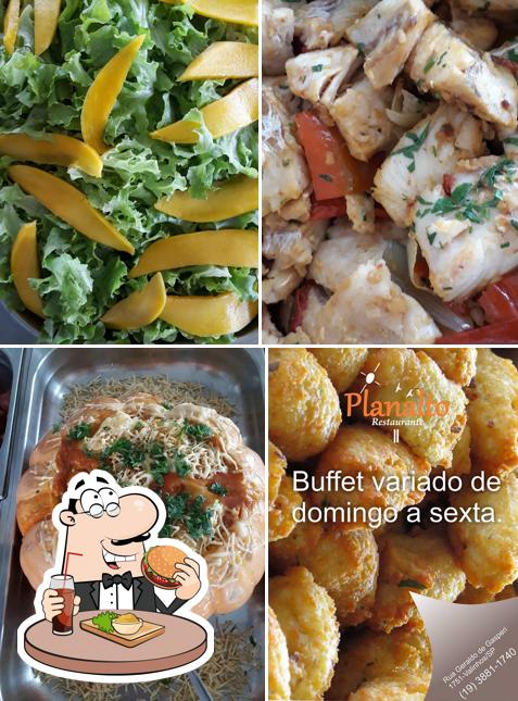 Os hambúrgueres do Restaurante Planalto irão satisfazer diferentes gostos