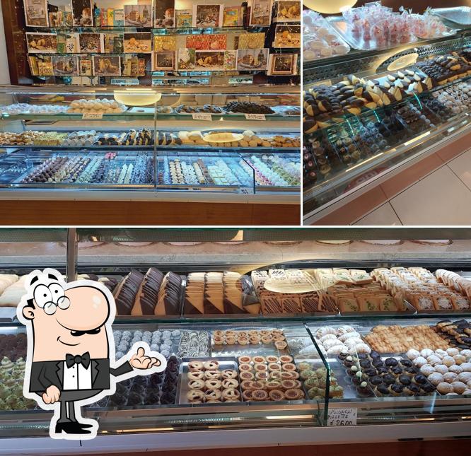 L’image de la intérieur et nourriture concernant Pasticceria Al Valentino di Fabrizio Crippa