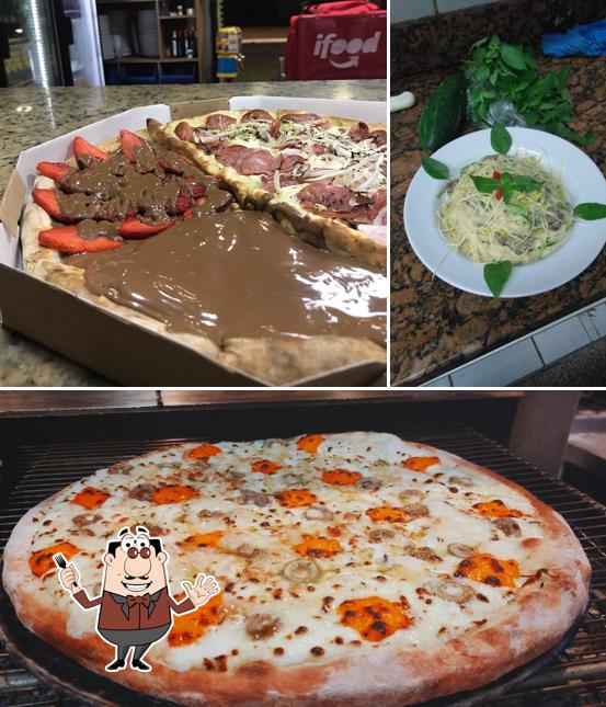 Comida em Pizzaria Time Express