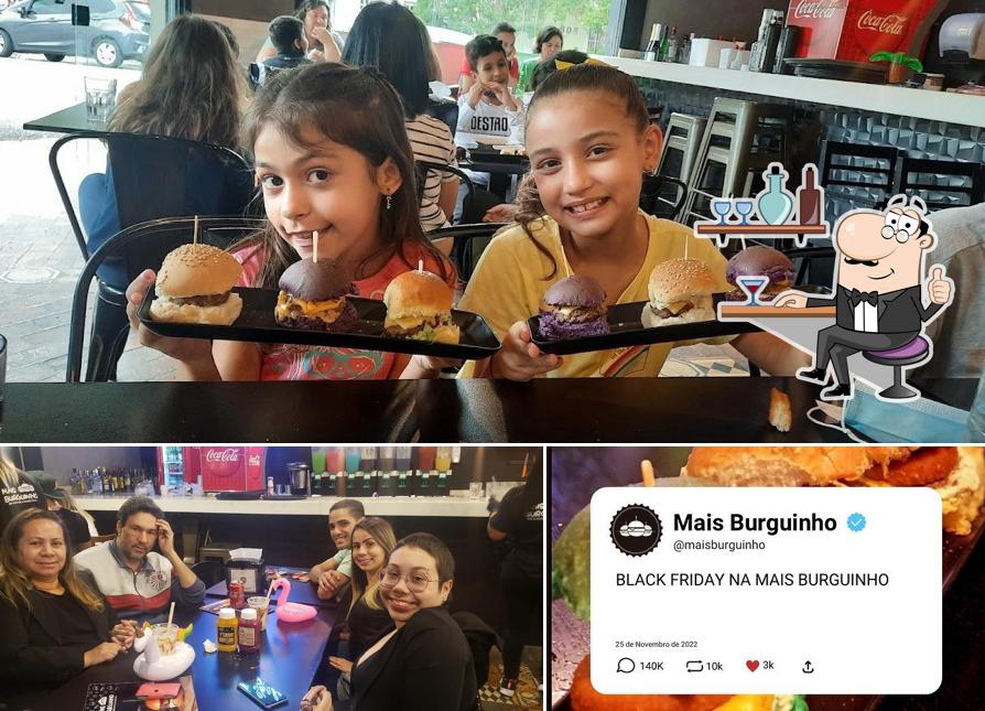 A foto da interior e comida a Mais Burguinho Moema