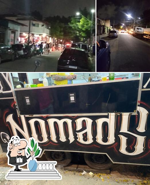 O exterior do Nomads Pub e Food