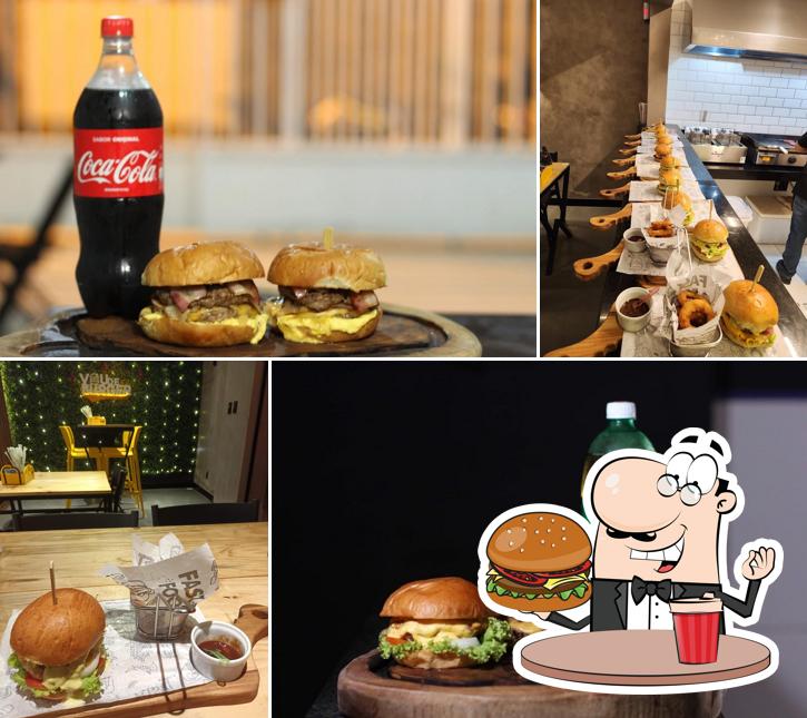 Delicie-se com um hambúrguer no Vou de Burger Santo Antônio