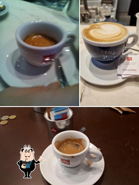 Goditi un drink a illy Caffè