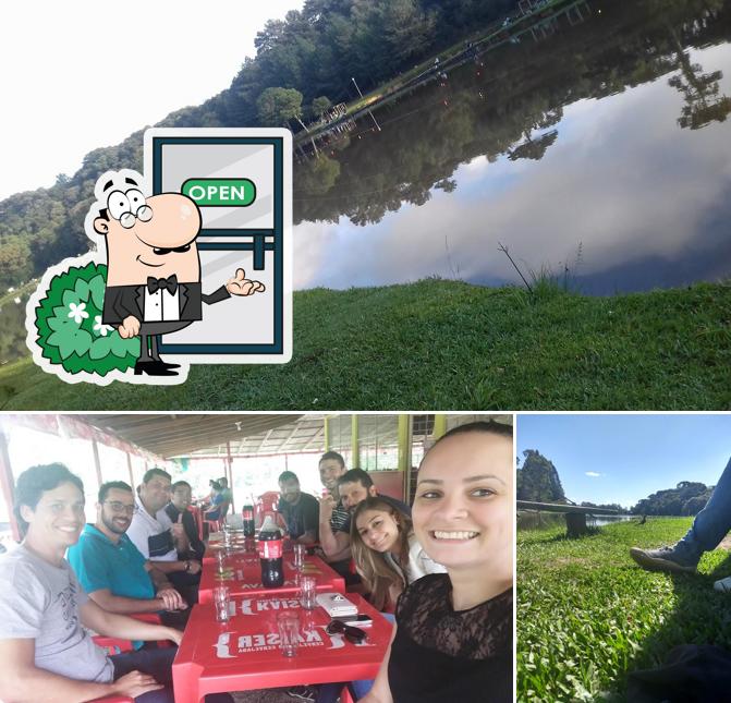 A exterior e interior do restaurante