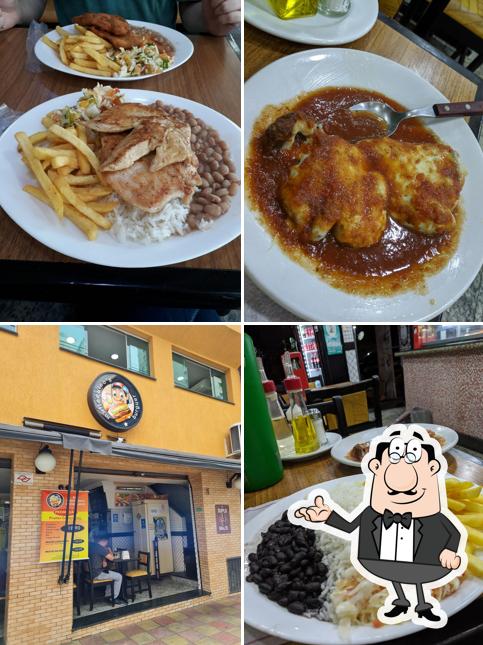 Confira a imagem mostrando interior e comida no Mulléquinho's Lanchonete
