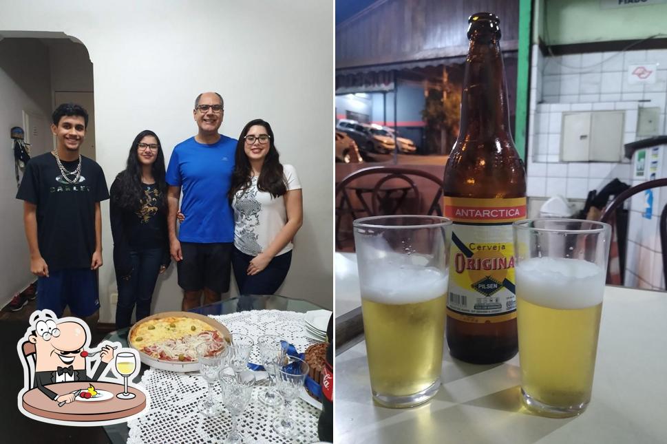 Comida em Pizzaria Orion