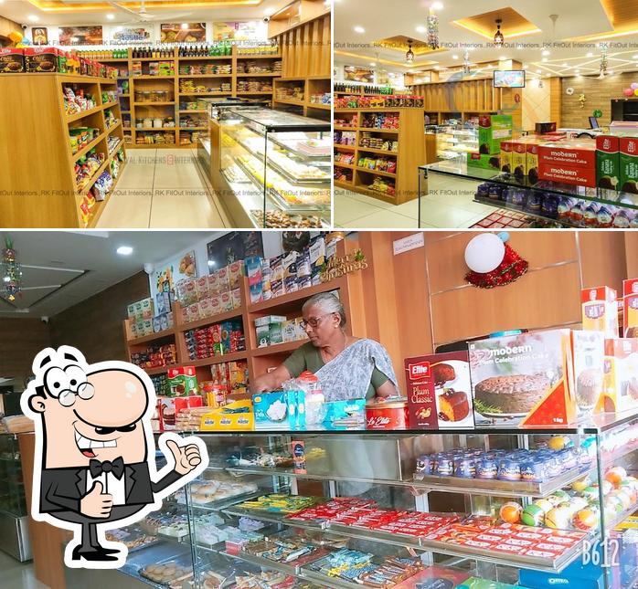 Here's a pic of Karyadil Bakery