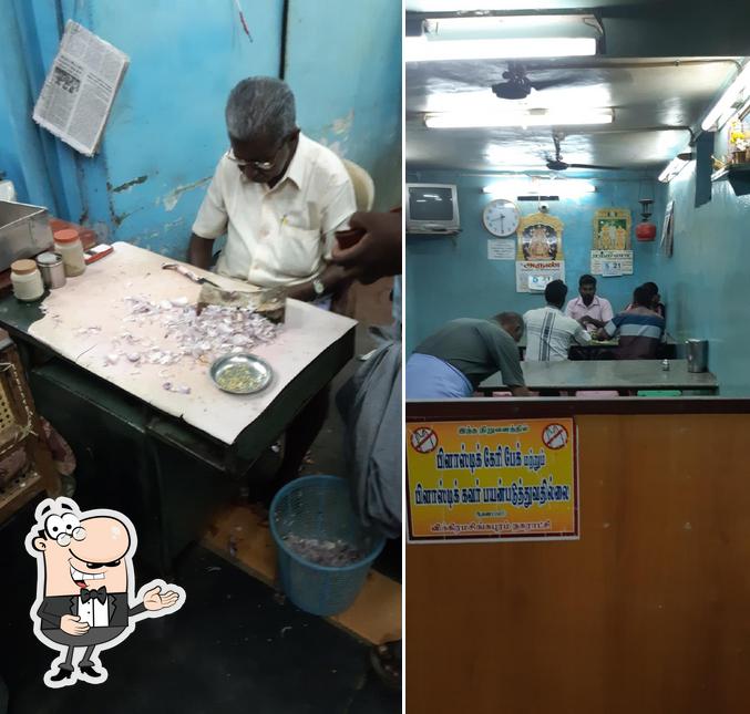 Here's a photo of Konar Parotta Stall