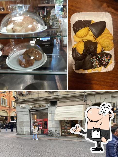 Questa è la immagine che raffigura la interni e esterno di MOKACCINO KAFE