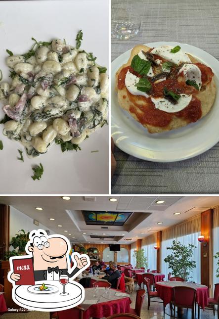 La cibo e interni del ristorante