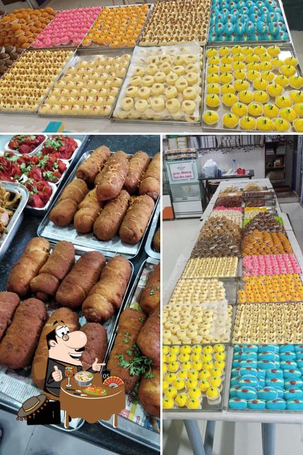 Food at Sri Kumaran Sweets & Bakery
