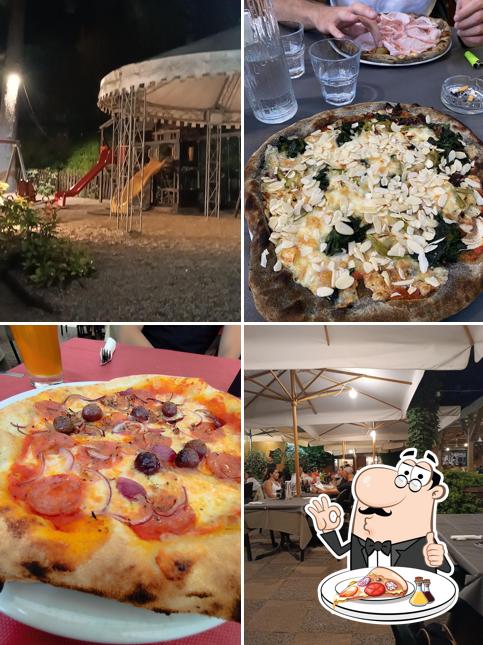 Scegli una pizza a Ristorante Pizzeria Ranch Rocce Rosse