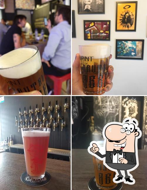 Veja imagens do interior do B33r Club