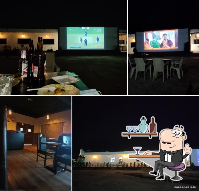 The interior of SVR BAR & RESTAURANT