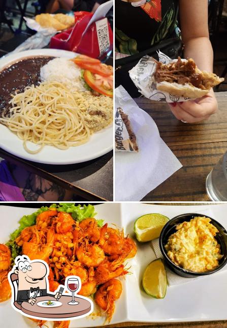 Platos en Bar Popeye