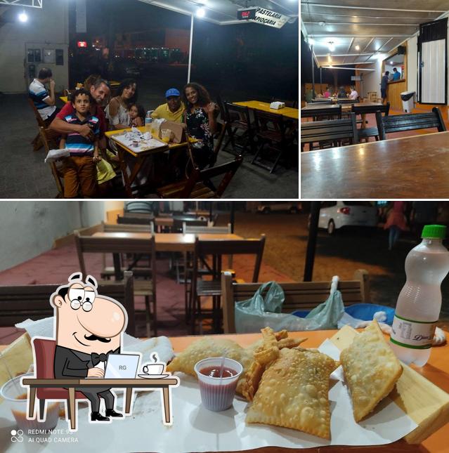 Veja imagens do interior do Dito e Feito - Pastelaria e Tapiocaria