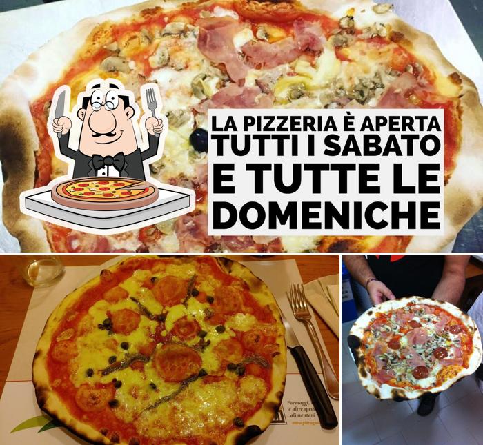Ordina tra le molte varianti di pizza