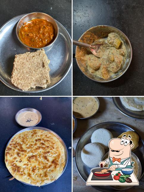 Chicken curry at Shri Vithal Cool Drinks , Tea And Coffee House