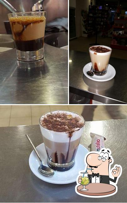 La foto della bevanda e dolce di Valservice Bar srl