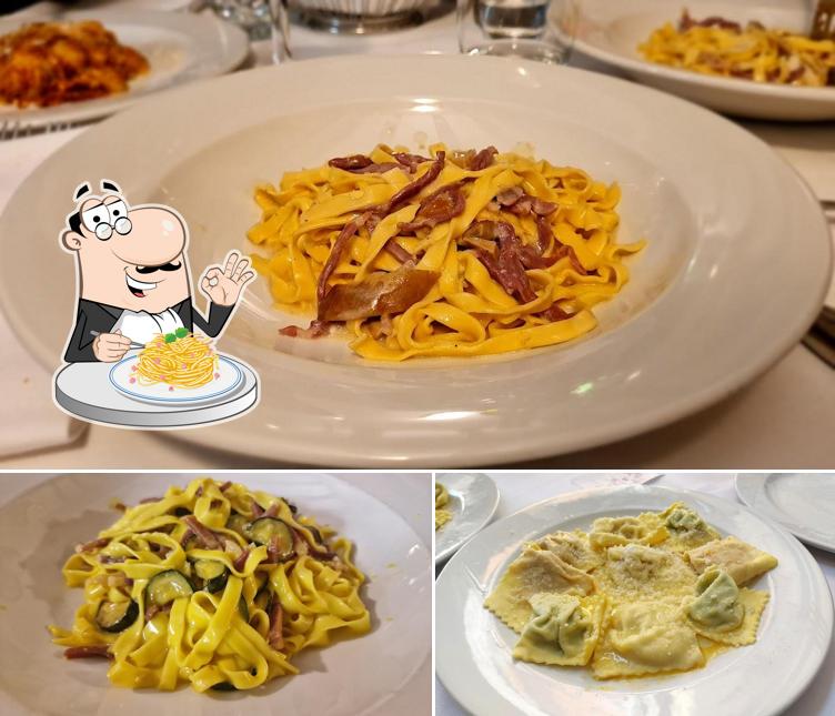 Spaghetti alla carbonara al Trattoria Del Tribunale