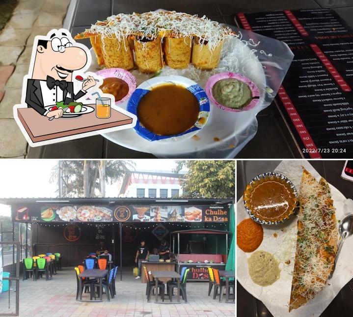 The image of food and interior at Chulhe ka dosa