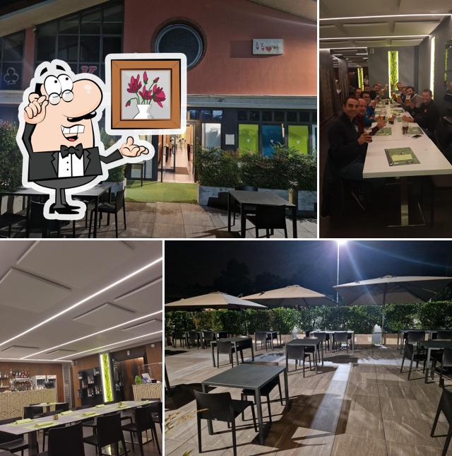 Siediti a un tavolo di Azzurra Pizza & Restaurant