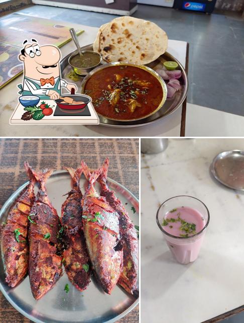 Chicken curry at Dada's Hotel Gurukrupa