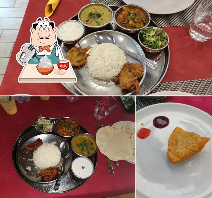 Mughal-e-Azam Indian Restaurant - Banquet Hall offre un'ampia selezione di dolci