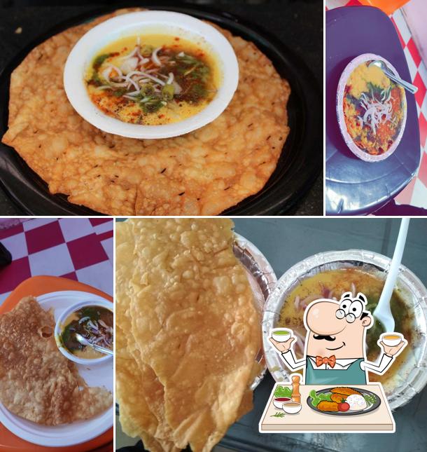 Meals at Jay Julelal Dal Pakwan