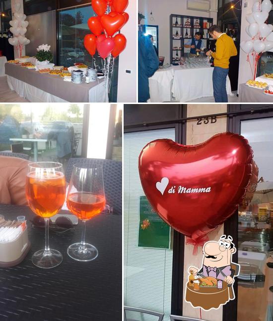 Puoi prenderti un rinfrescante bicchiere di birra chiara o scura