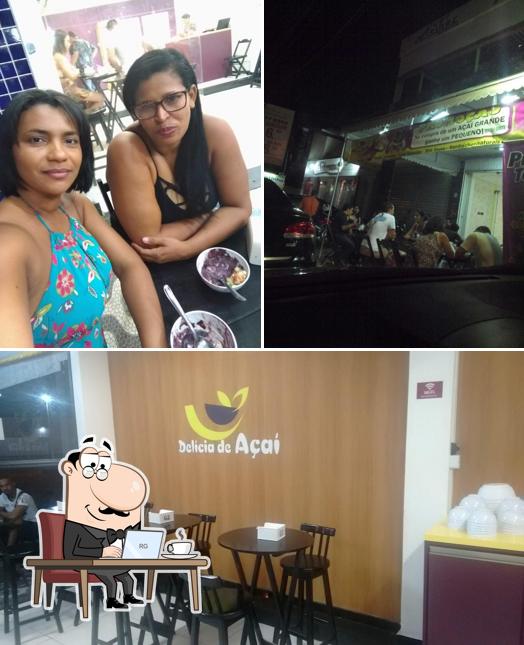 O interior do Delícia de Açaí