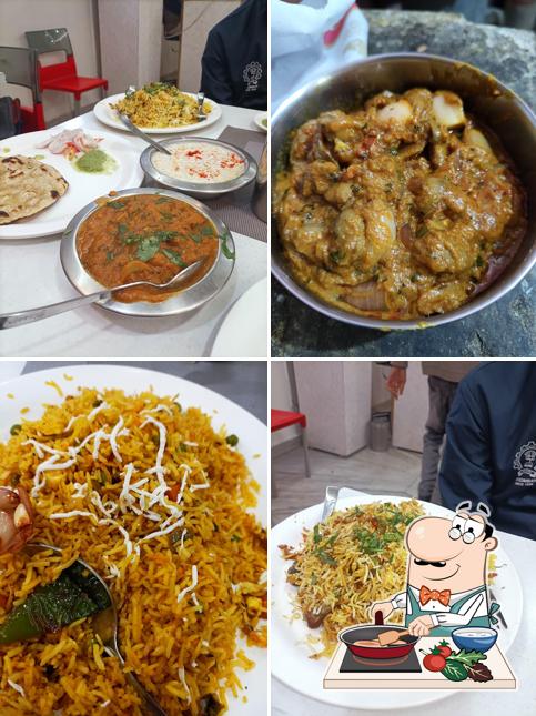 Chicken curry at Dhanraj Fast Food