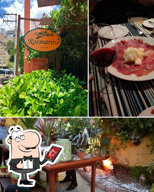 Esta é a foto mostrando exterior e vinho no Rosmarino