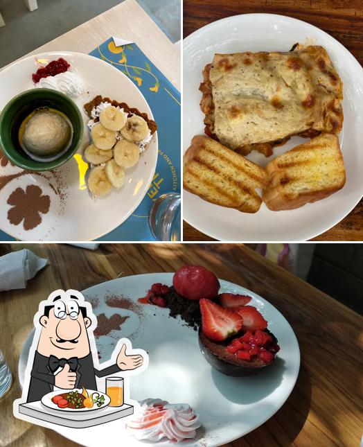 Food at The Yellow Tree